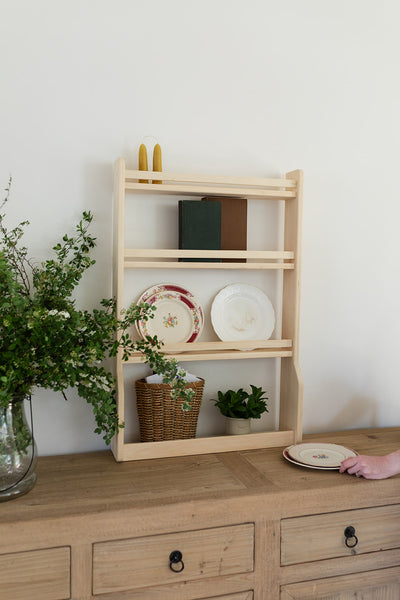 The Wooden Plate Rack