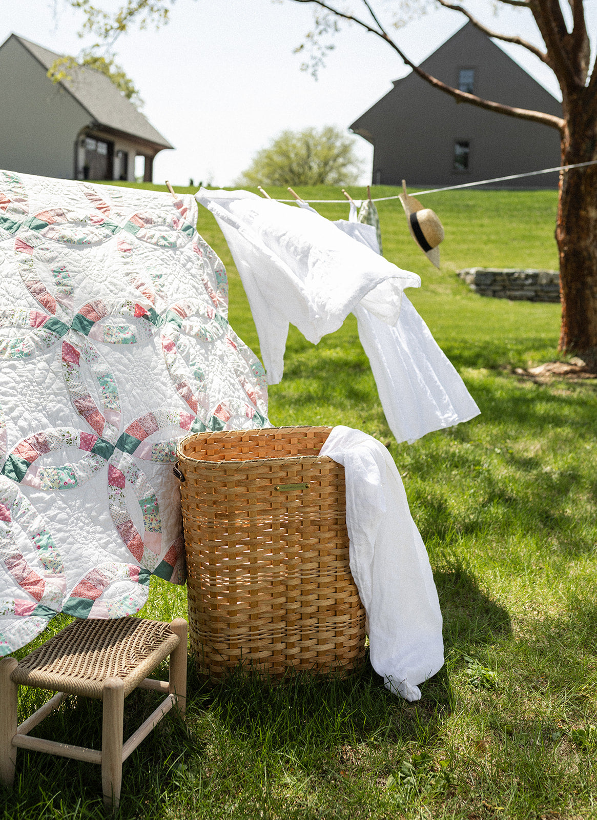 Mama's Basket Hamper