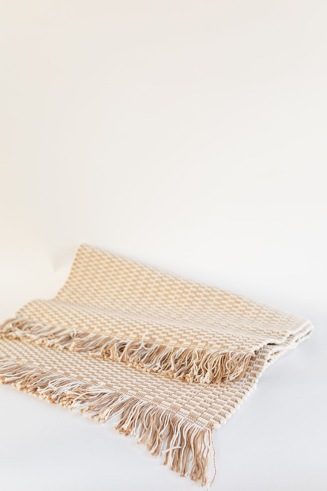 The Hand-Loomed Cotton Rug