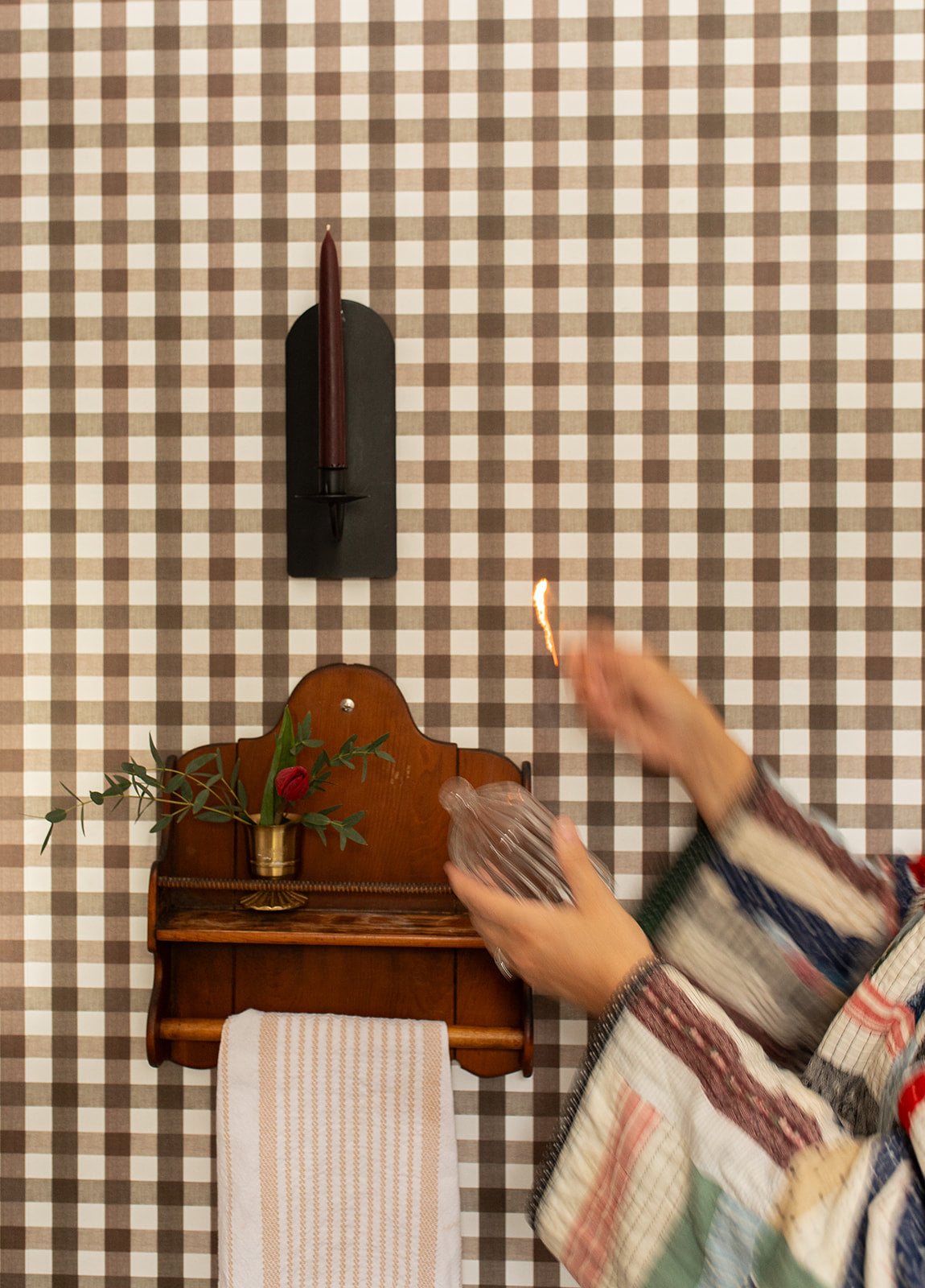 The Wide Sconce