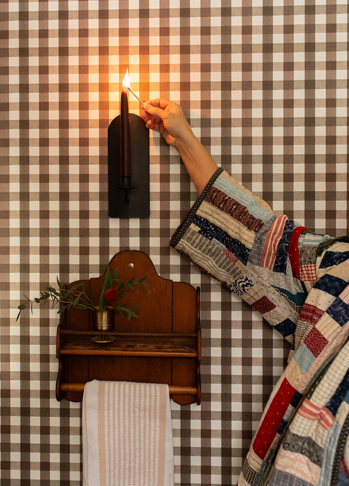 The Wide Sconce