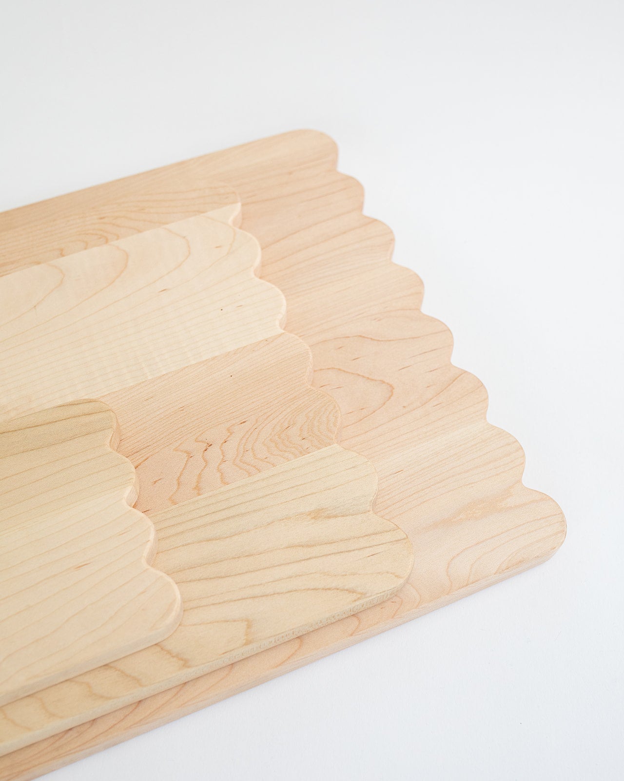 The Scalloped Cutting Board
