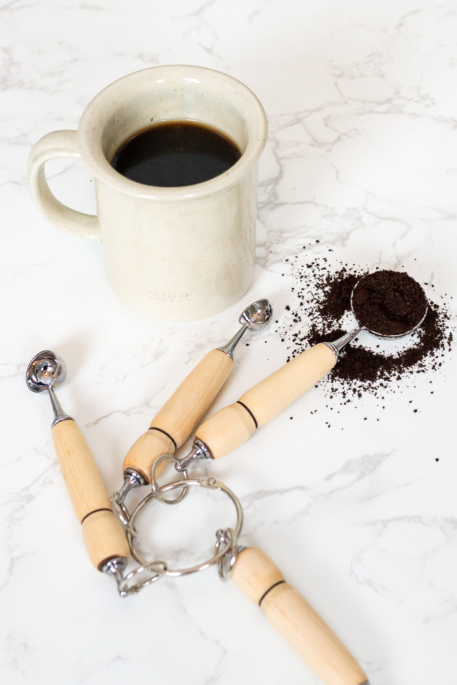 The Wooden Measuring Spoons